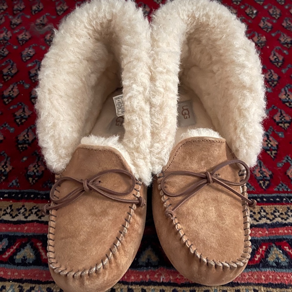 UGG Alena slippers